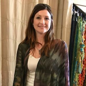 Meet your Posher, Jennifer